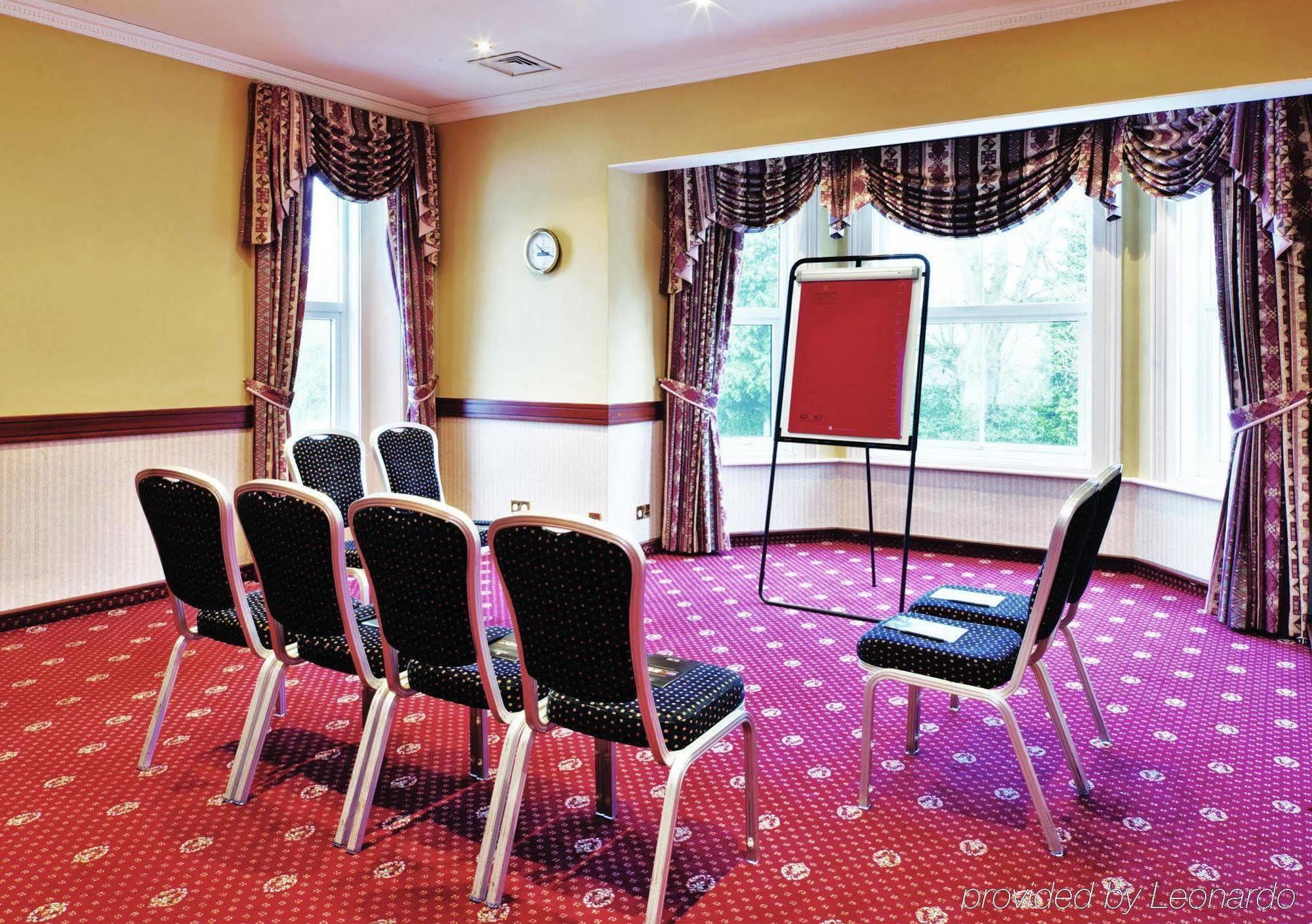 Copthorne Effingham Gatwick Hotel Business photo