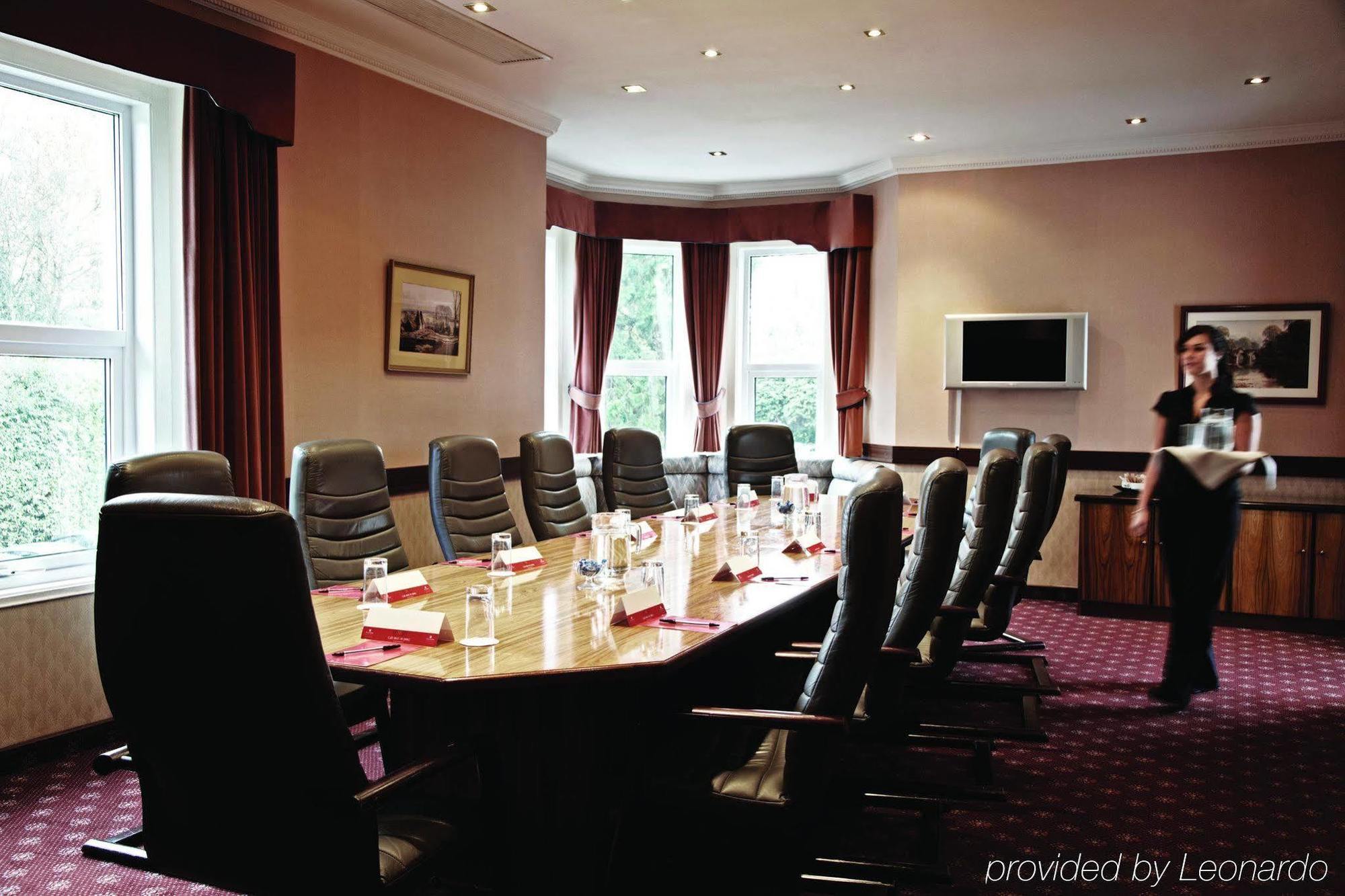 Copthorne Effingham Gatwick Hotel Business photo