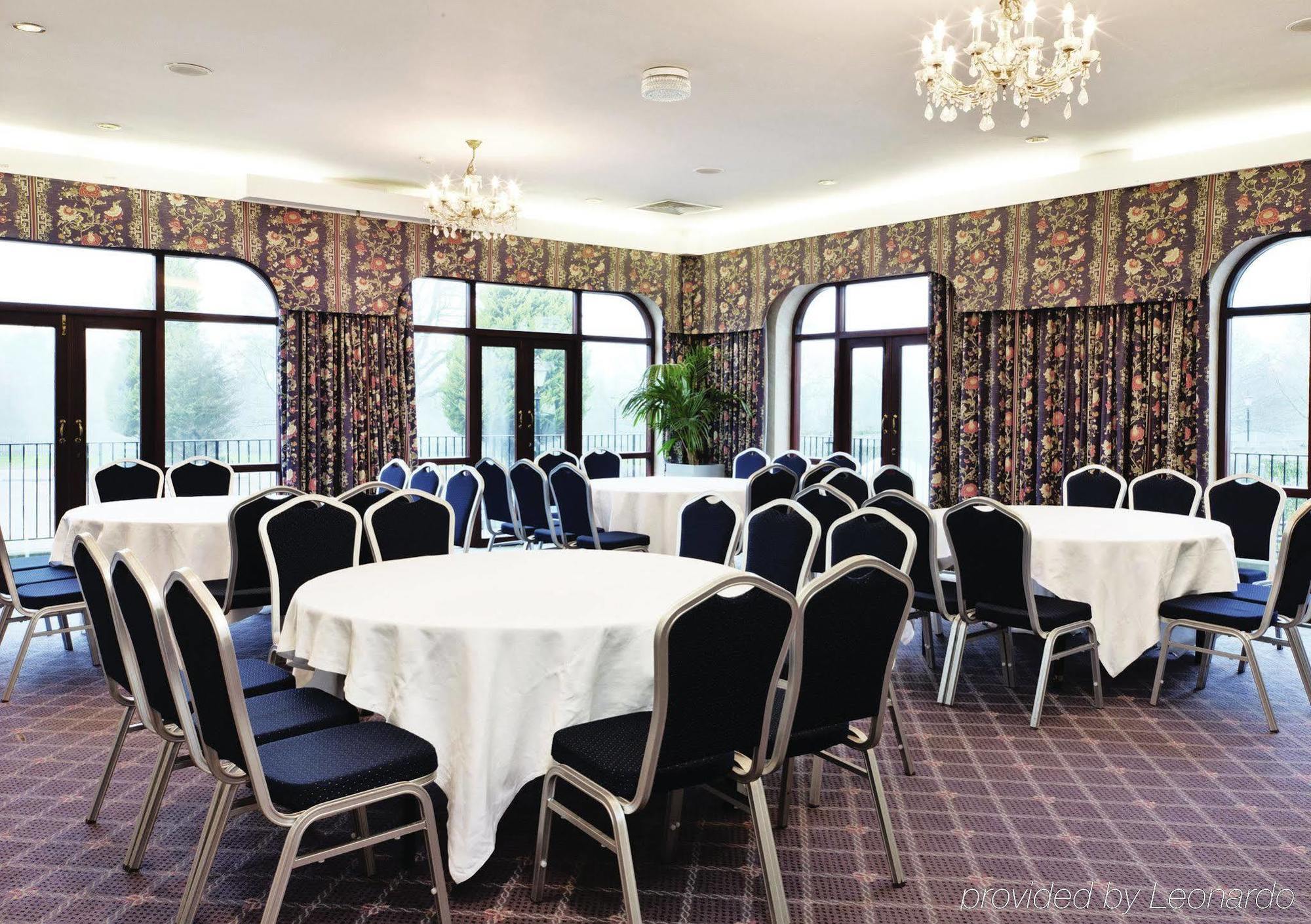 Copthorne Effingham Gatwick Hotel Business photo