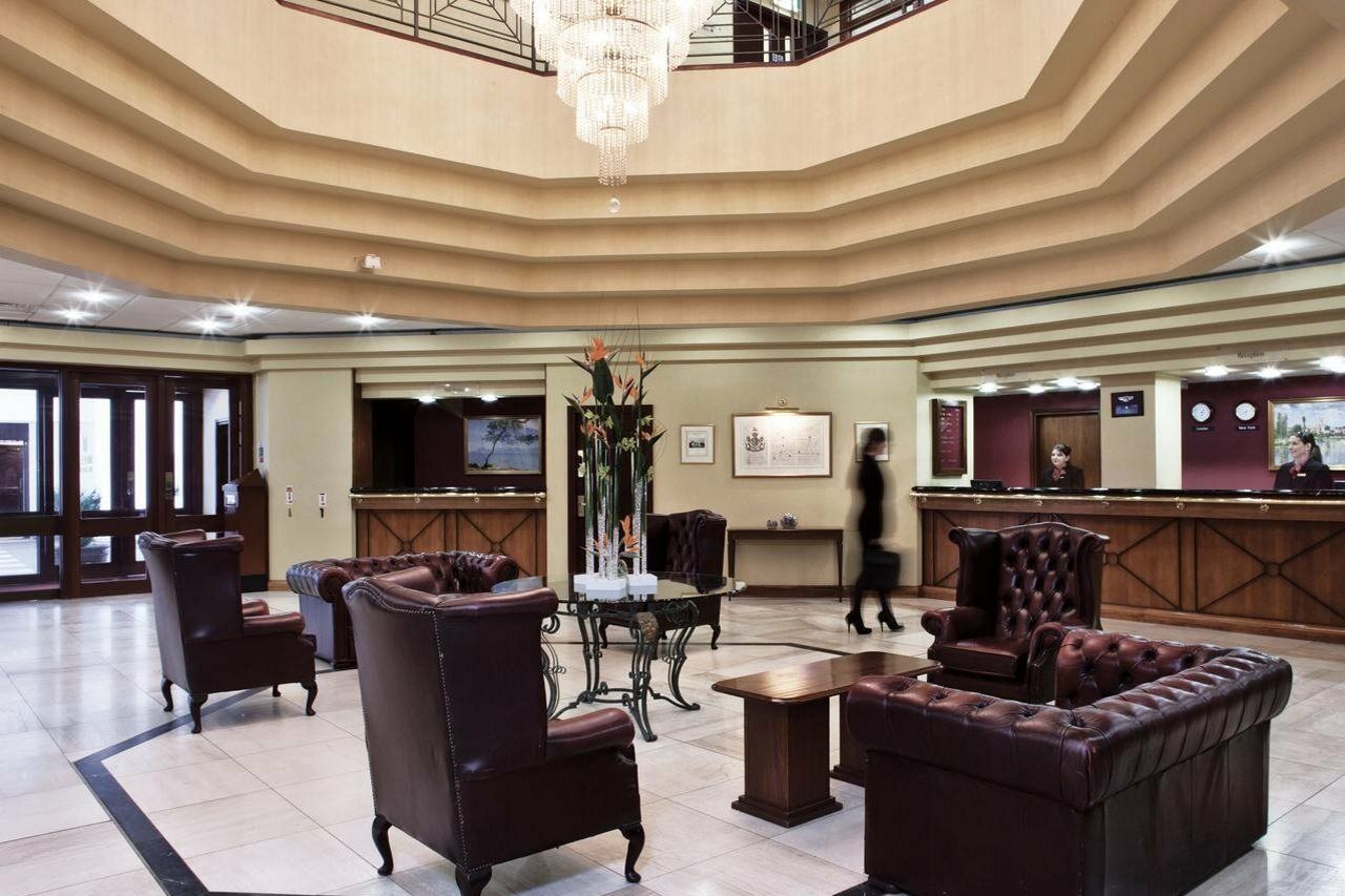 Copthorne Effingham Gatwick Hotel Exterior photo